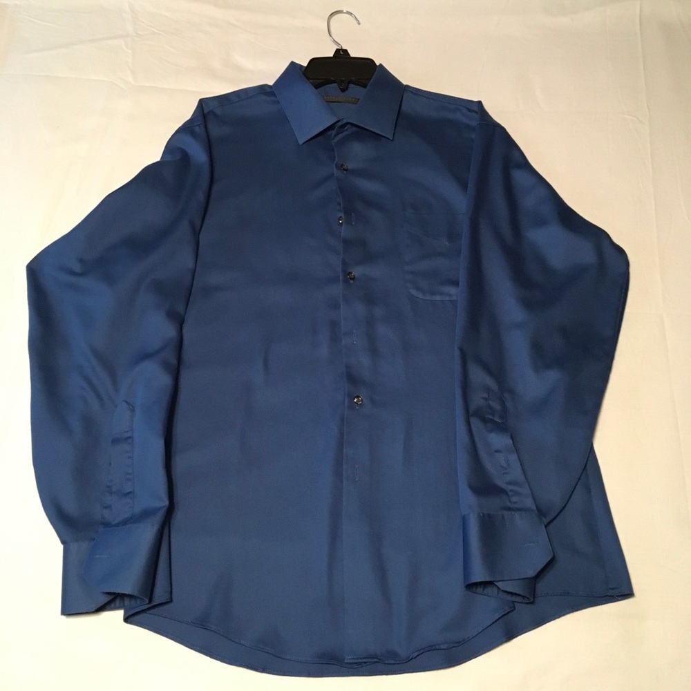 ⬇️ 3 for 20! Geoffrey  Beene Fitted Dress Shirt